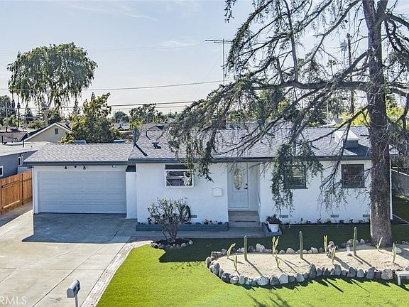 3rd image of 12611 Loraleen St