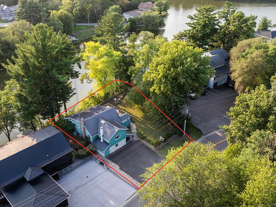 1st image of 215 Canyon Rd