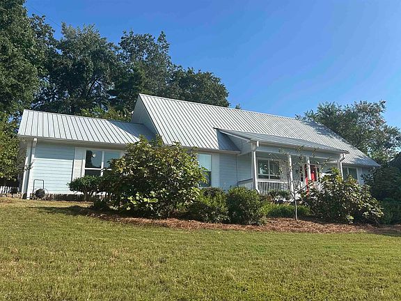 4th image of 3615 Bermuda Dr