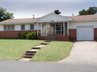 1000 Circle Dr, Clinton, OK 73601