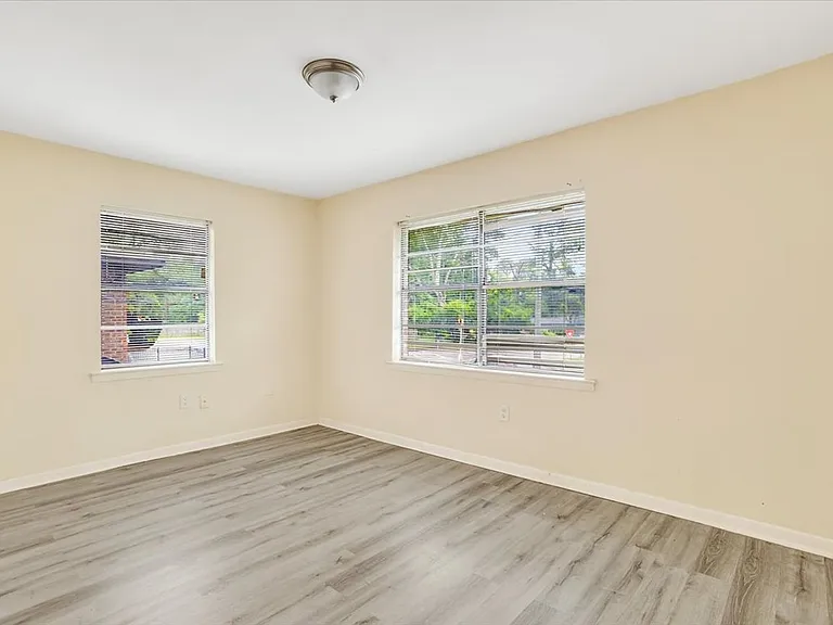 5340 Laroche Ave #4 — Photo 12