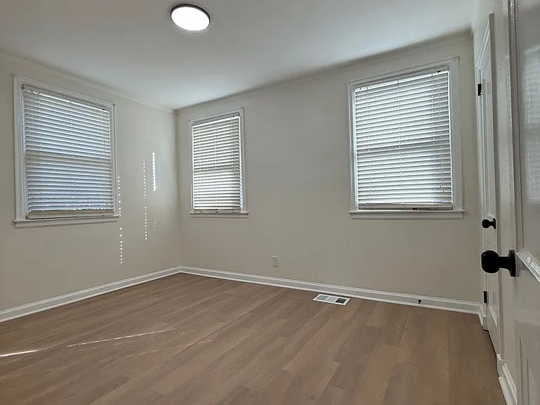 15 Bradley Dr — Photo 28