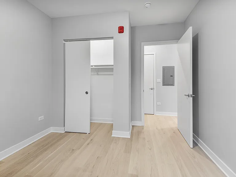 4637 N Ashland Ave #302 — Photo 18