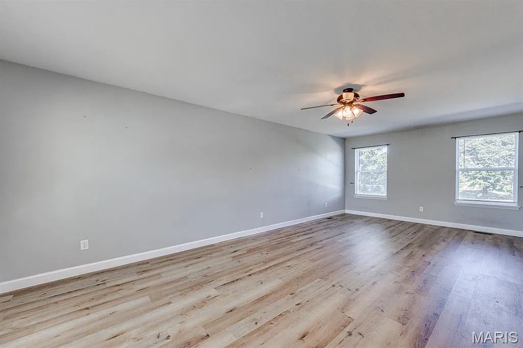 3 bed, 2.5 bath, 1728 sqft, $2,400 — Photo 3