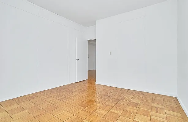 Rented by Estate Realty Management | media 7