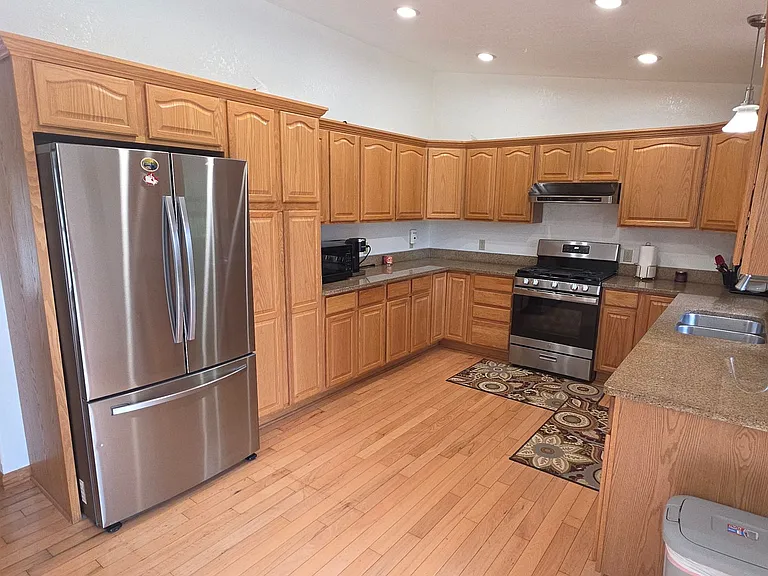 5345 S 43rd St — Photo 7