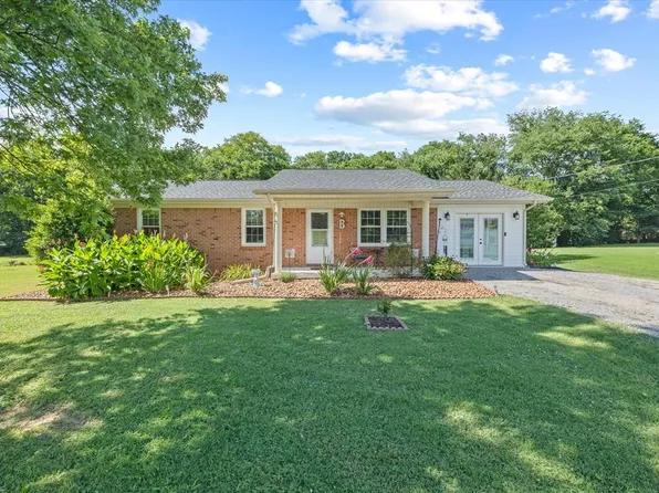 188 Anderson Village Ln, Gainesboro, TN 38562