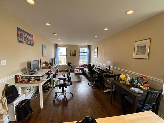 2nd image of 654 Saint Marks Ave #E3