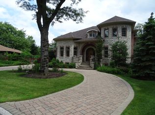 1479 E Marcus Ct, Park Ridge, IL 60068