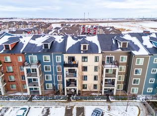 99 Copperstone Park SE #1, Calgary, AB T2Z5C9