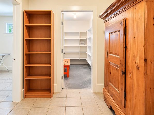 4 bedroom rental in Vancouver — photo 19