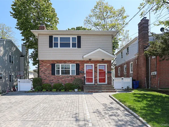 40 Edgewood Road, Port Washington, NY 11050