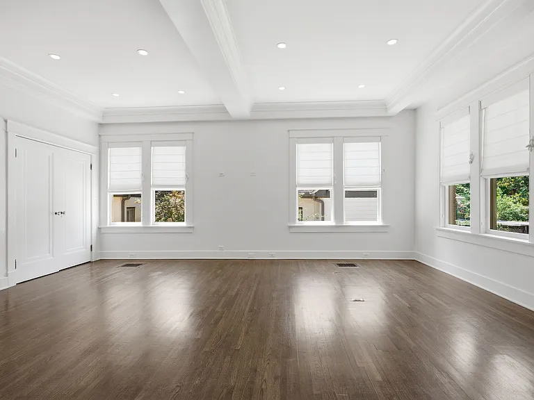227 Carden Ave — Photo 21