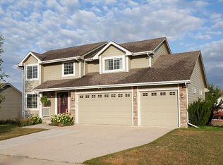 2018 SE Clover Ridge Dr, Ankeny, IA 50021