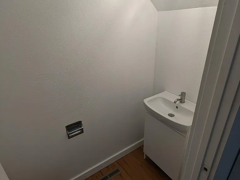 3484 S Bryant St — Photo 16