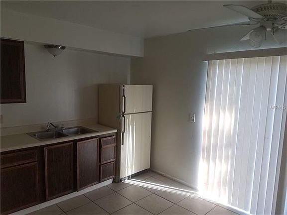 3rd image of 12 Lago Mesa Way