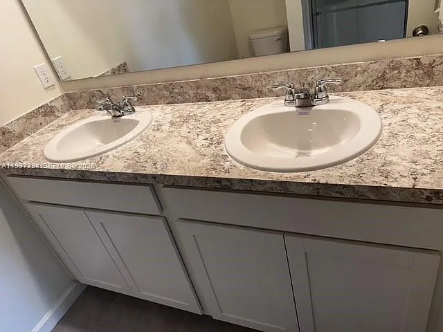 12271 SW Rimini Way — Photo 7