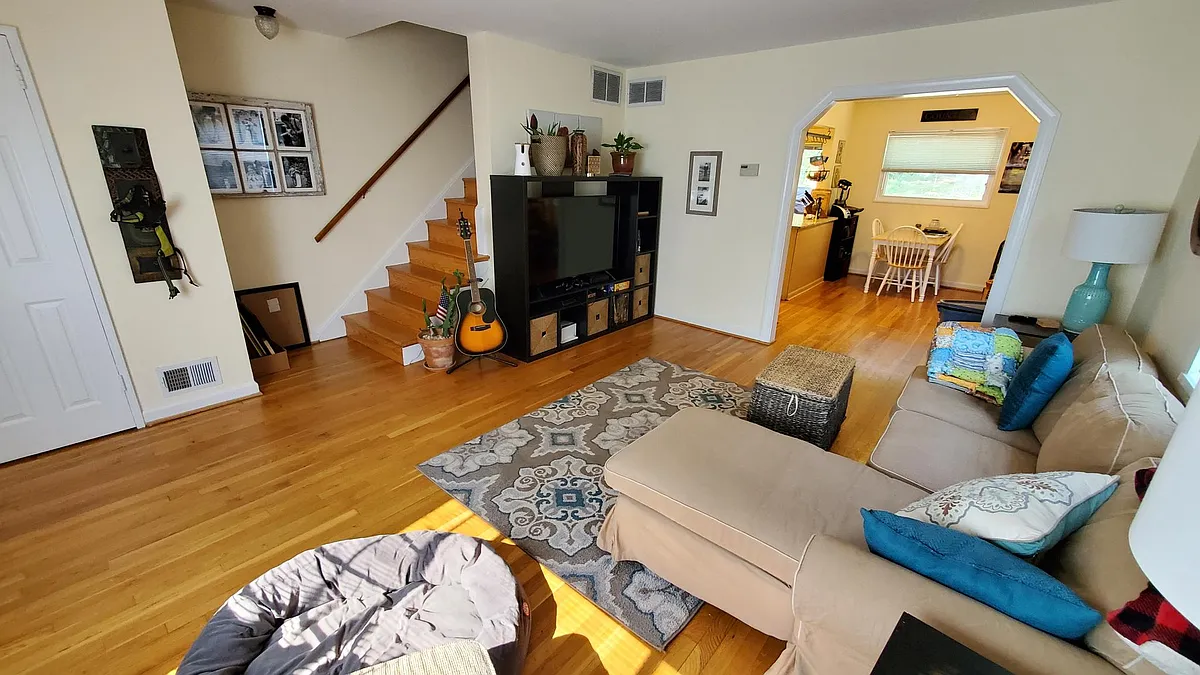 Living Room - 104 W Taylor Run Pkwy #A