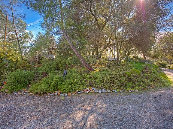 5th image of 44447 Lookout Ct
