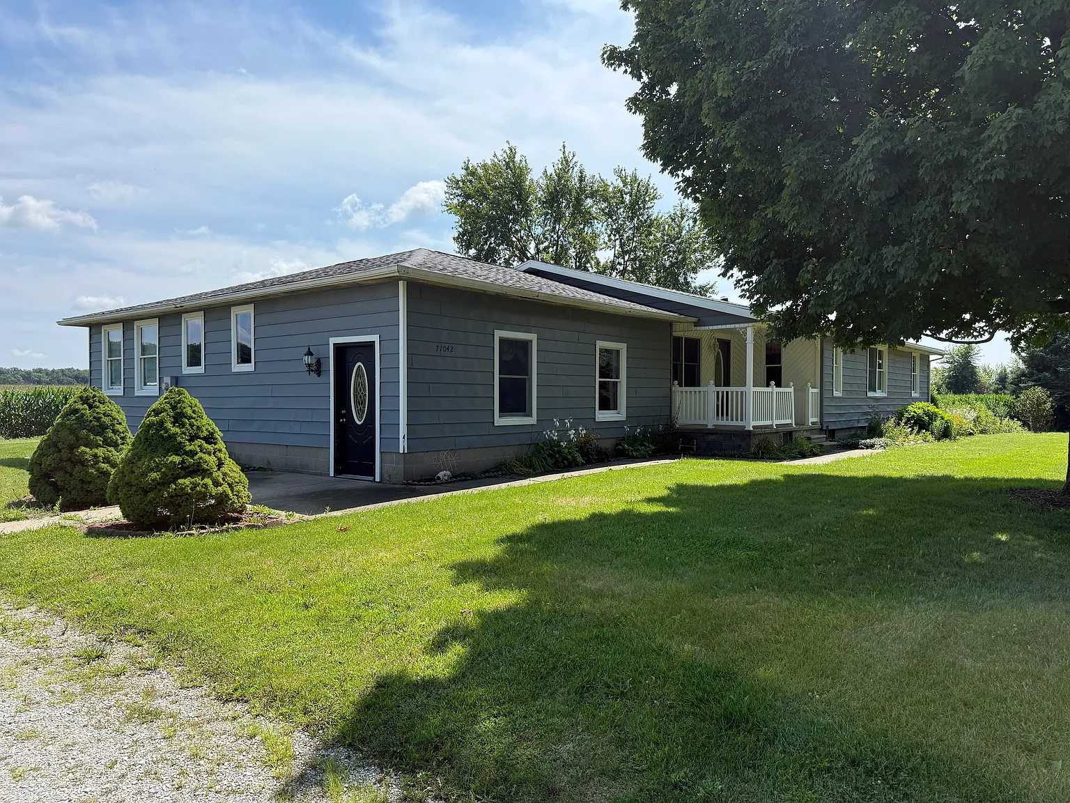 5 bed, 2868 sqft, $2,295 — Photo 3