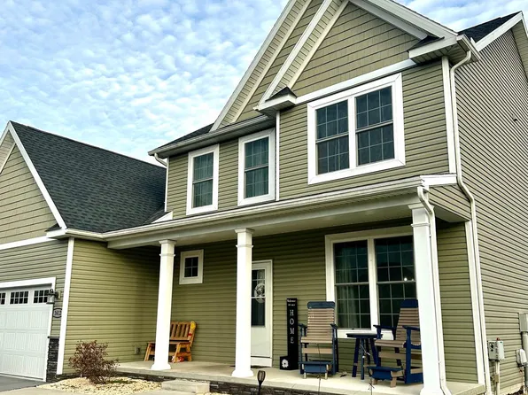1612 Wind Flower Rd, Chambersburg, PA 17202