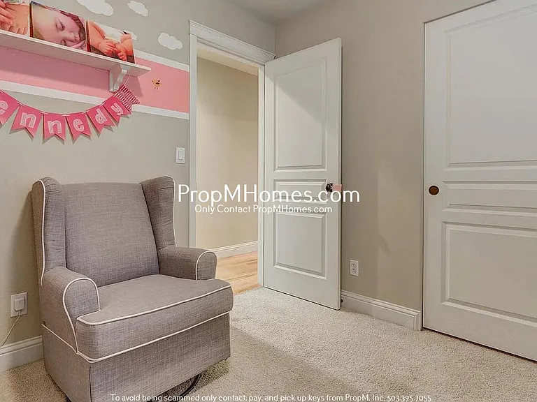 16711 SW 134th Ter — Photo 17