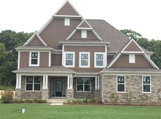 25347 N Tara Ct, Barrington, IL 60010