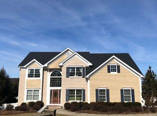 8 Cooper Rd, Mendham, NJ 07945