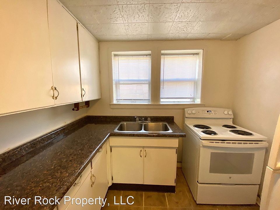 1st image of 1413 13th Ave S #10161848