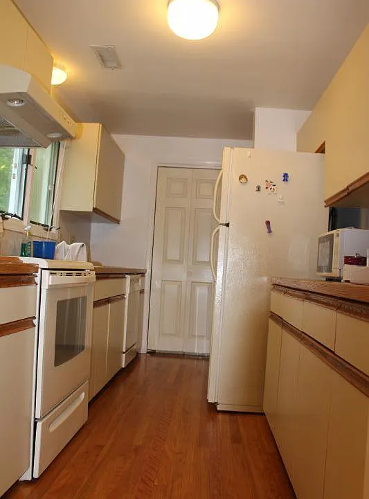 50 Undine Rd #5