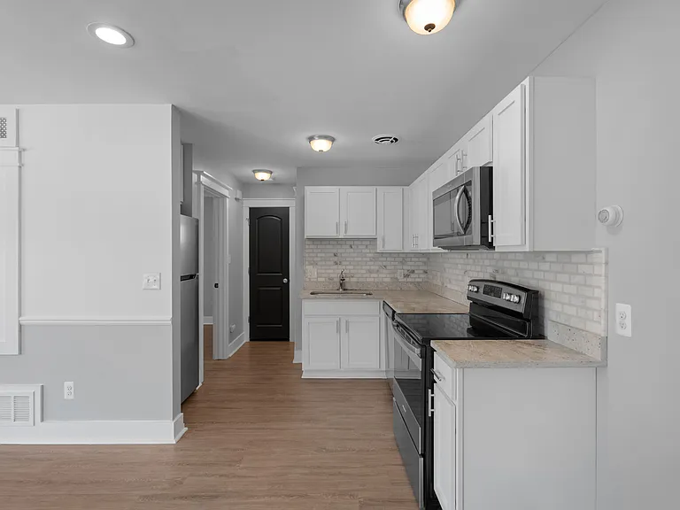 4401 Crooks Rd #4401 — Photo 5