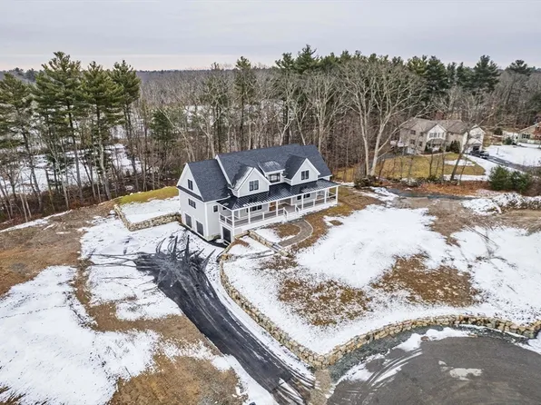 5 Beech Brook Farm Rd, Middleton, MA 01949