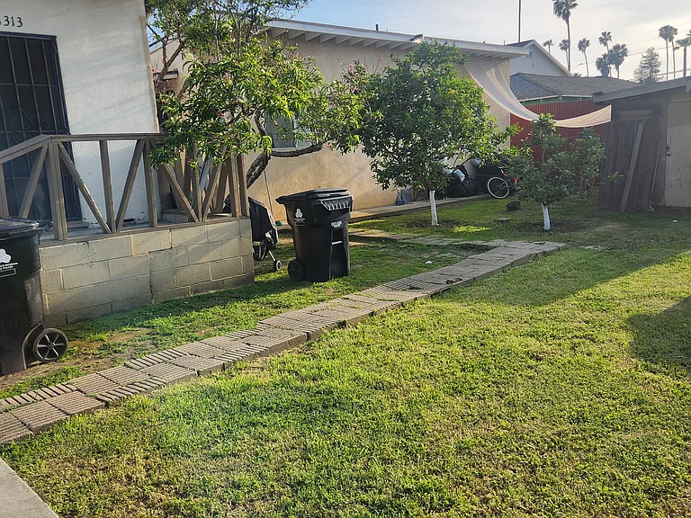 S Orchard Ave — Photo 1