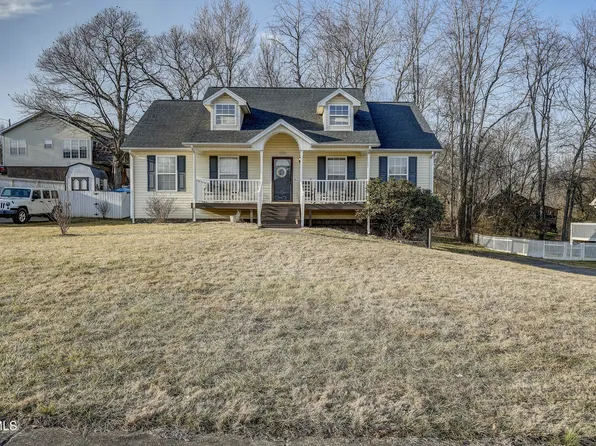 103 Judd Ln, Johnson City, TN 37604