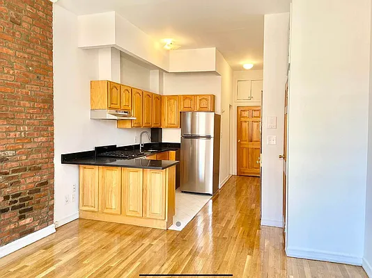 Rented by YASCO MANAGEMENT LLC | media 9