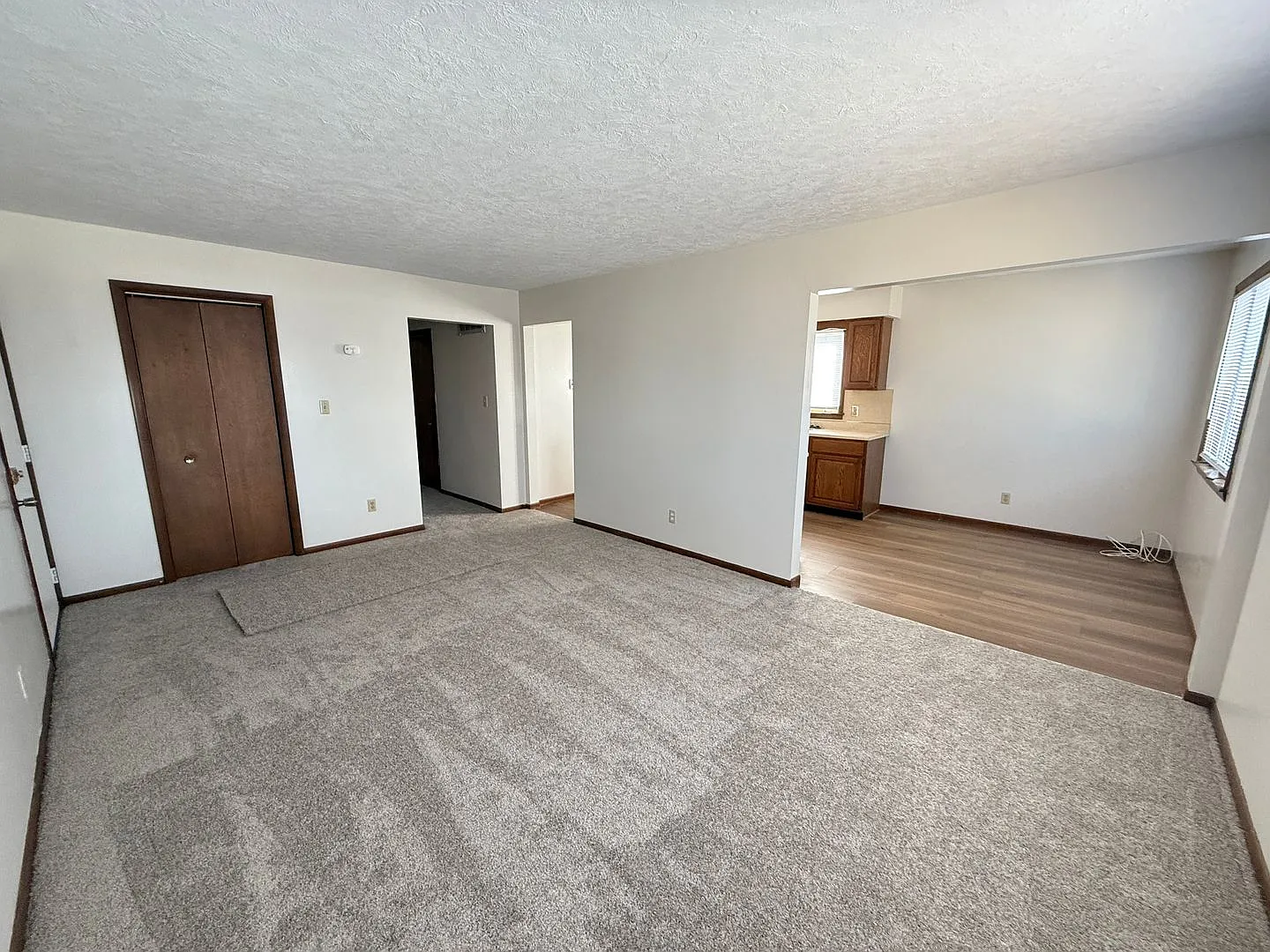 Herbert St 120 E — Photo 4