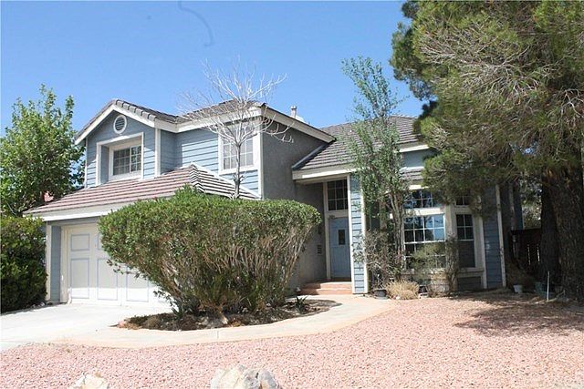 1st image of 15460 Ventura Ln