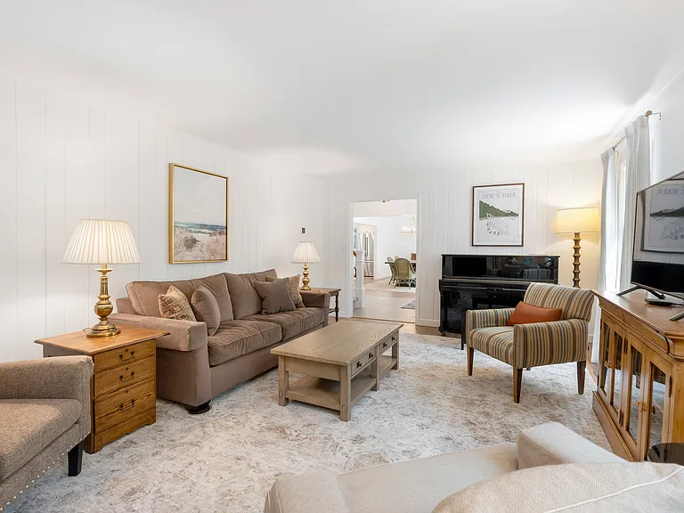 63 Widener Ln — Photo 8