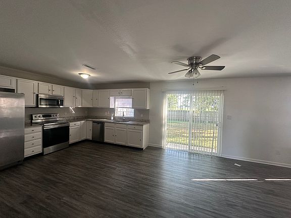 5th image of 725 Morgan Way