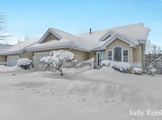 3012 Windcrest Way NE, Grand Rapids, MI 49525