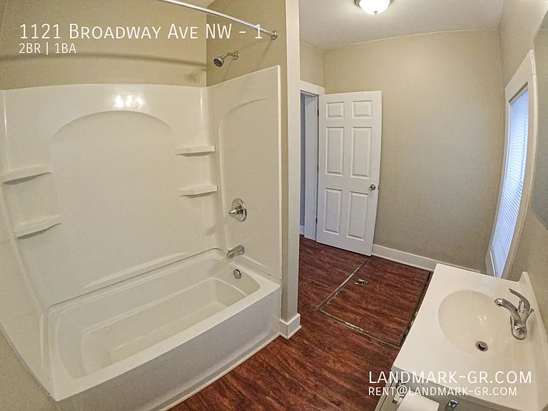 1121 Broadway Ave NW #1 — Photo 5