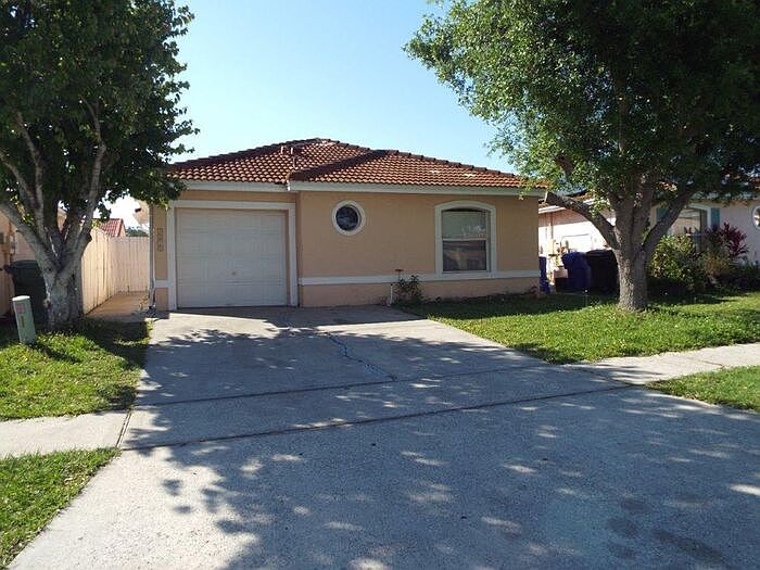 1st image of 2302 Santa Lucia St