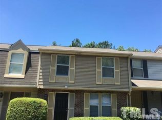 1704 Ithaca Ln, Raleigh, NC 27606
