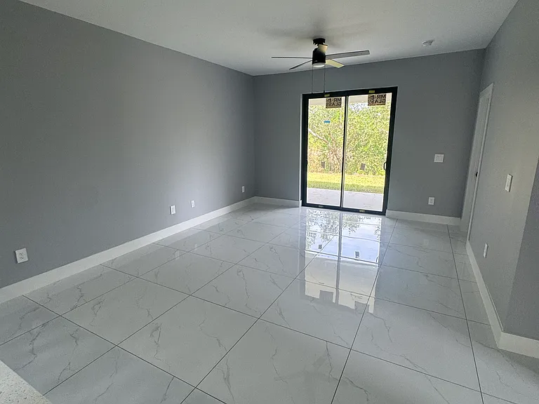 4910 Golfview Blvd — Photo 14