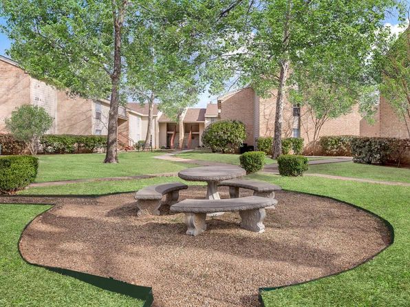 PECAN VALLEY APARTMENTS | 206 NW 44th St, Lawton, OK