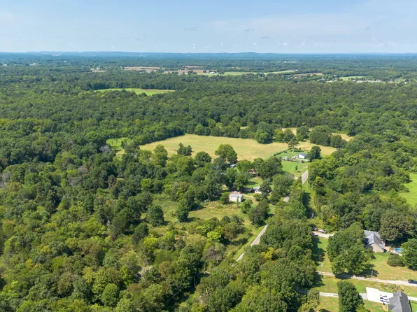 2395 Mount Lebanon Rd, Lewisburg, TN 37091