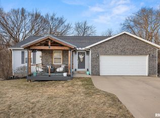 119 Nicholas Dr, Groveland, IL 61535