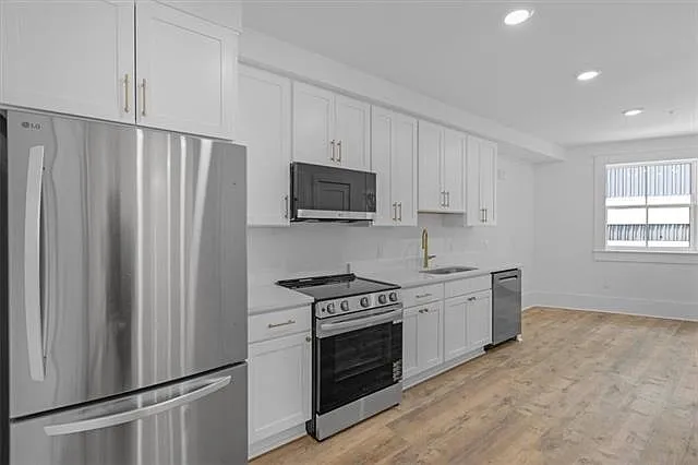 1 bed, 1.0 bath, 638 sqft, $1,595 — Photo 2