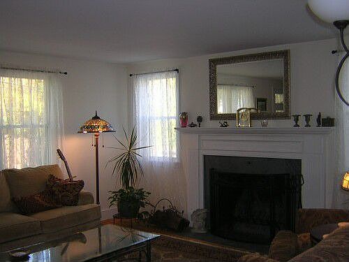Entrance Living Room