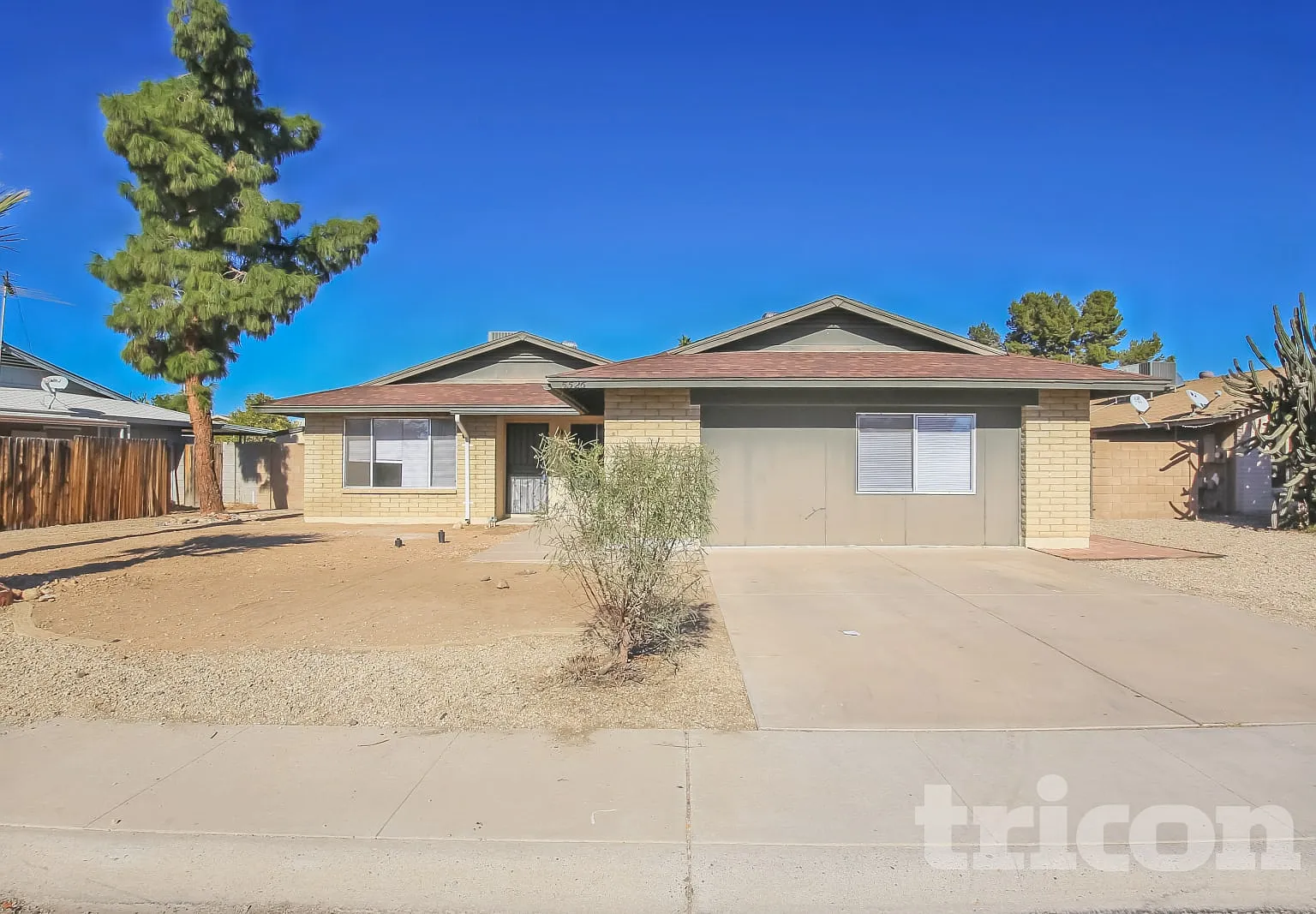 5526 W Angela Drive Glendale AZ — Photo 1